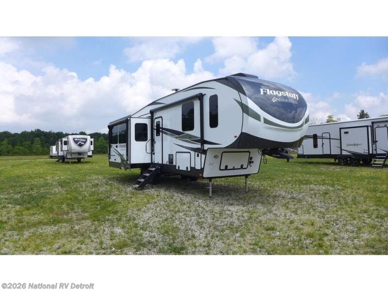 New 2023 Forest River Flagstaff Classic Super Lite 8529RLBS available in Belleville, Michigan
