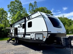 Used 2022 Coachmen Apex Ultra-Lite 284BHSS available in Belleville, Michigan