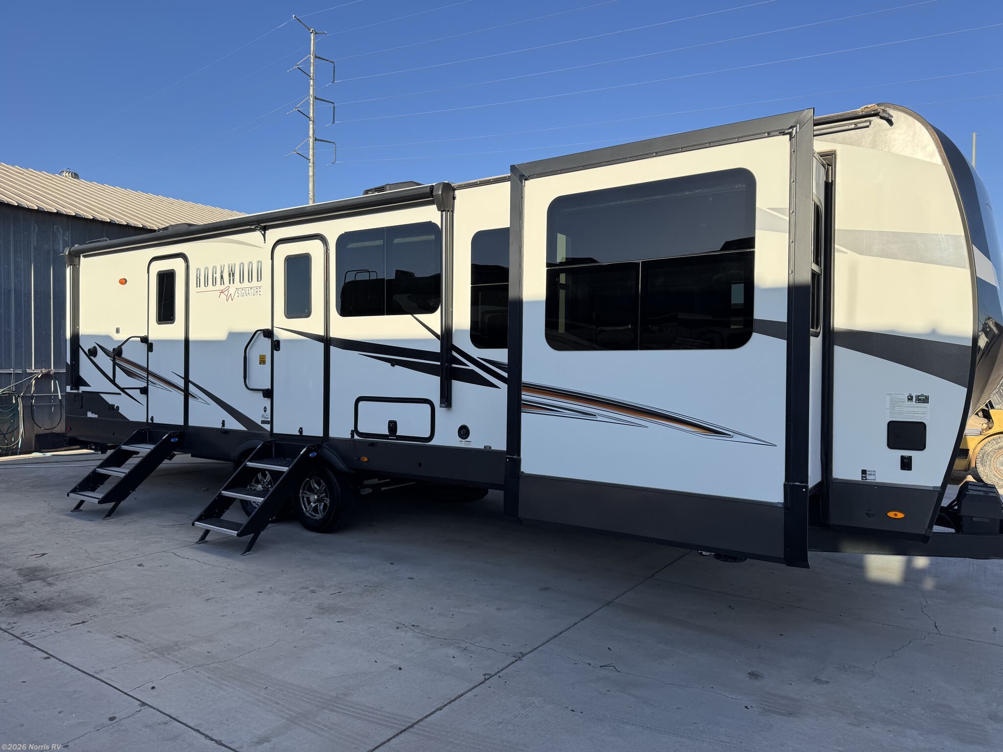 Used 2022 Forest River Rockwood Signature 8324SB available in Casa Grande, Arizona
