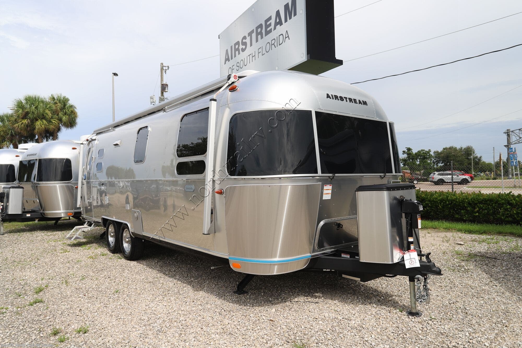 New 2026 Airstream Globetrotter 27FB available in Fort Myers, Florida