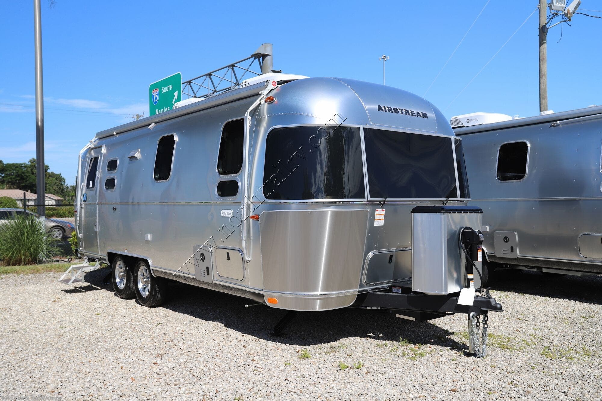 New 2026 Airstream Flying Cloud 25FB available in Fort Myers, Florida