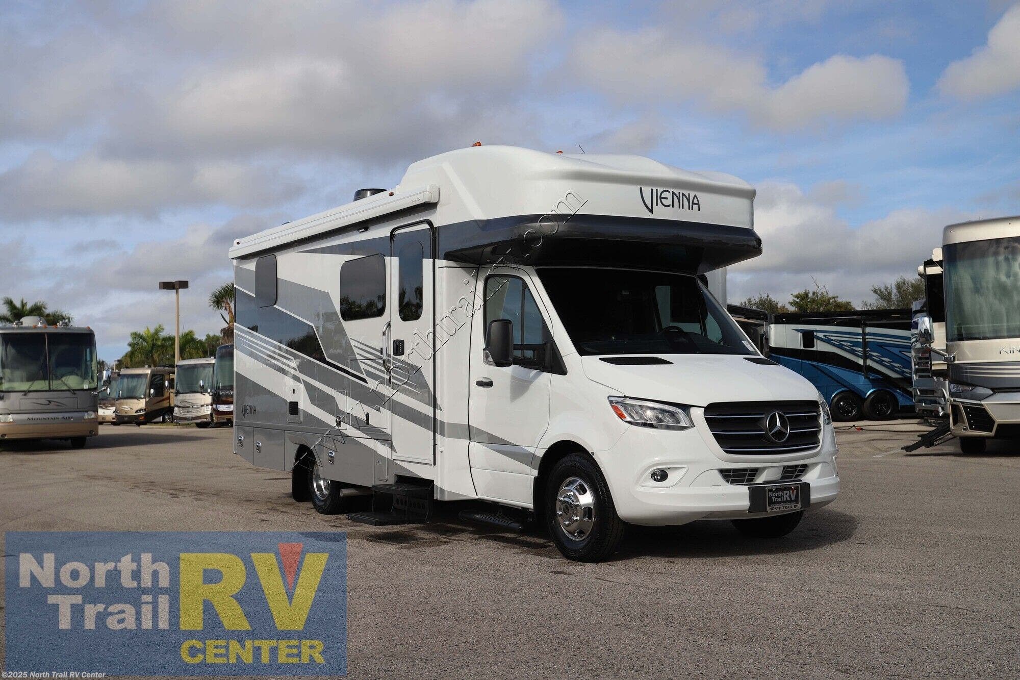 New 2026 Renegade RV Vienna 25RML available in Fort Myers, Florida