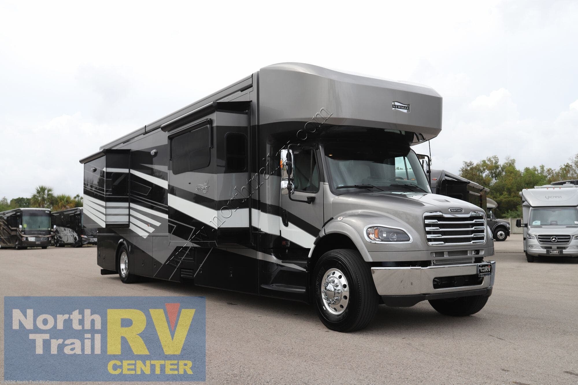 New 2026 Newmar Super Star 4040 available in Fort Myers, Florida