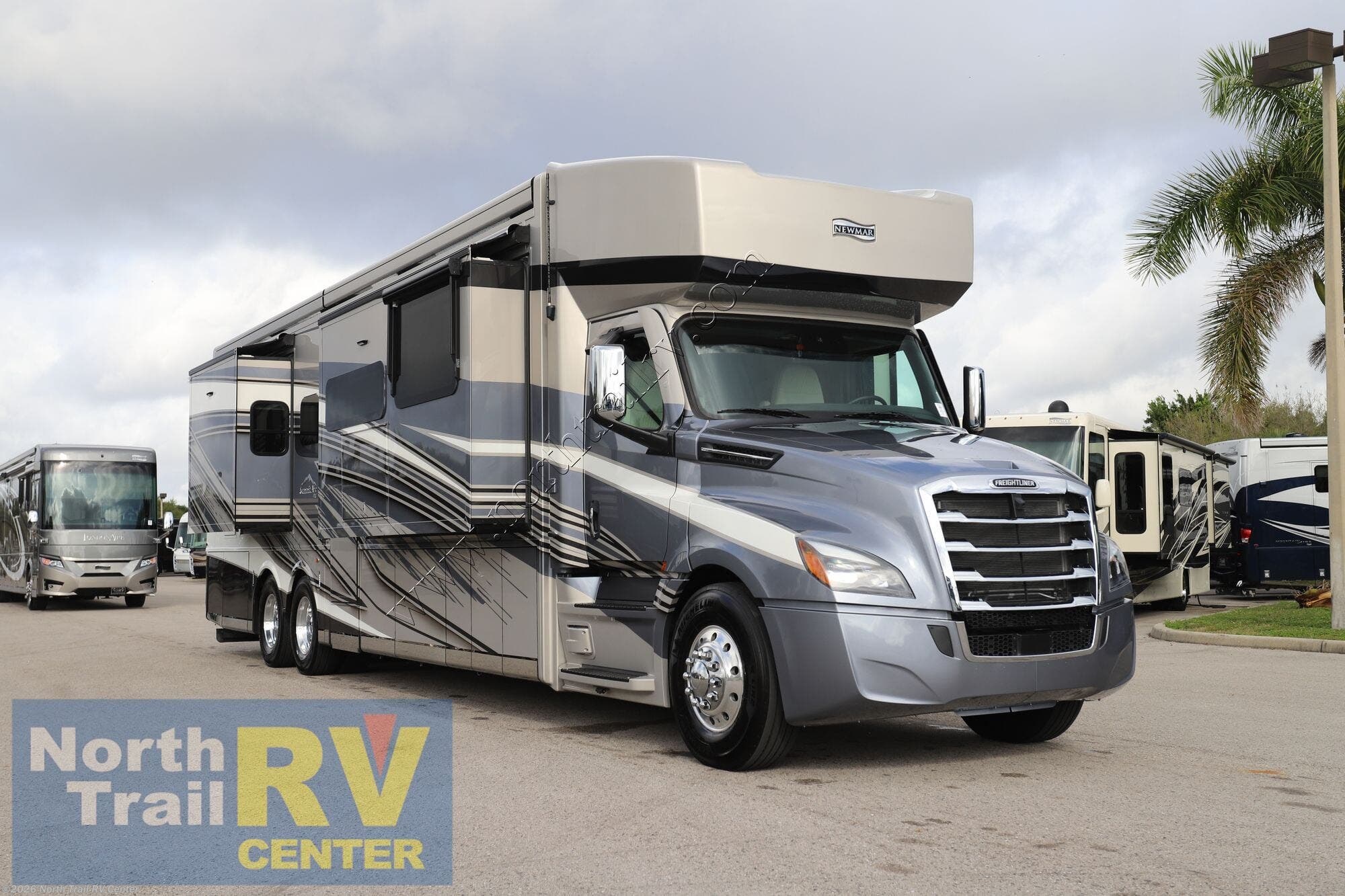 New 2027 Newmar Summit Aire 4505 available in Fort Myers, Florida