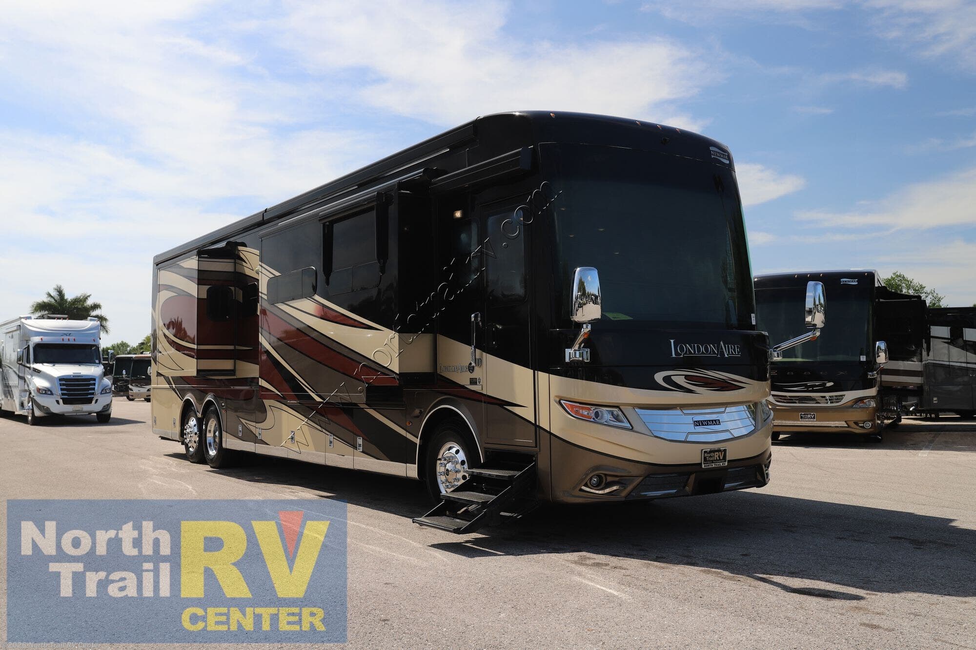 Used 2018 Newmar London Aire 4534 available in Fort Myers, Florida