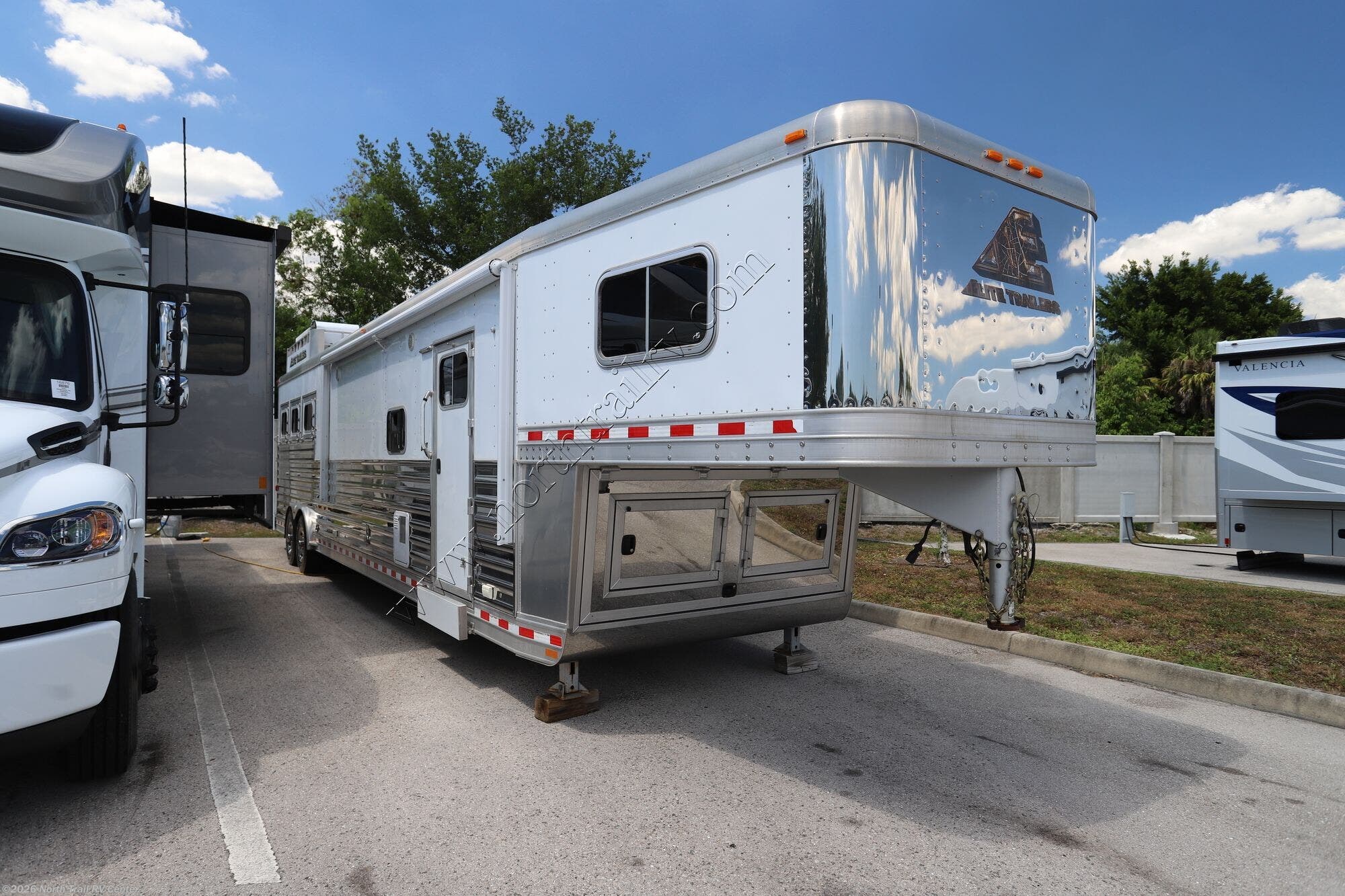 Used 2016 Elite Trailers  Horse Trailer 3 HORSE SLANT available in Fort Myers, Florida