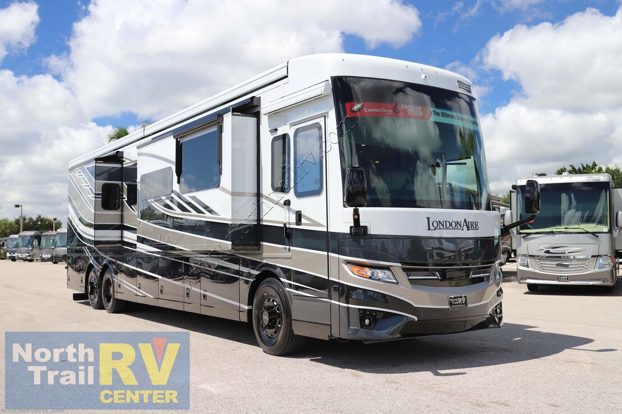 New 2027 Newmar London Aire 4595 available in Fort Myers, Florida