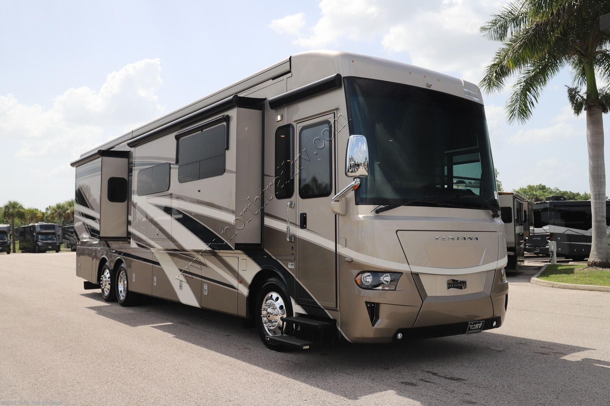 Used 2022 Newmar Ventana 4037 available in Fort Myers, Florida