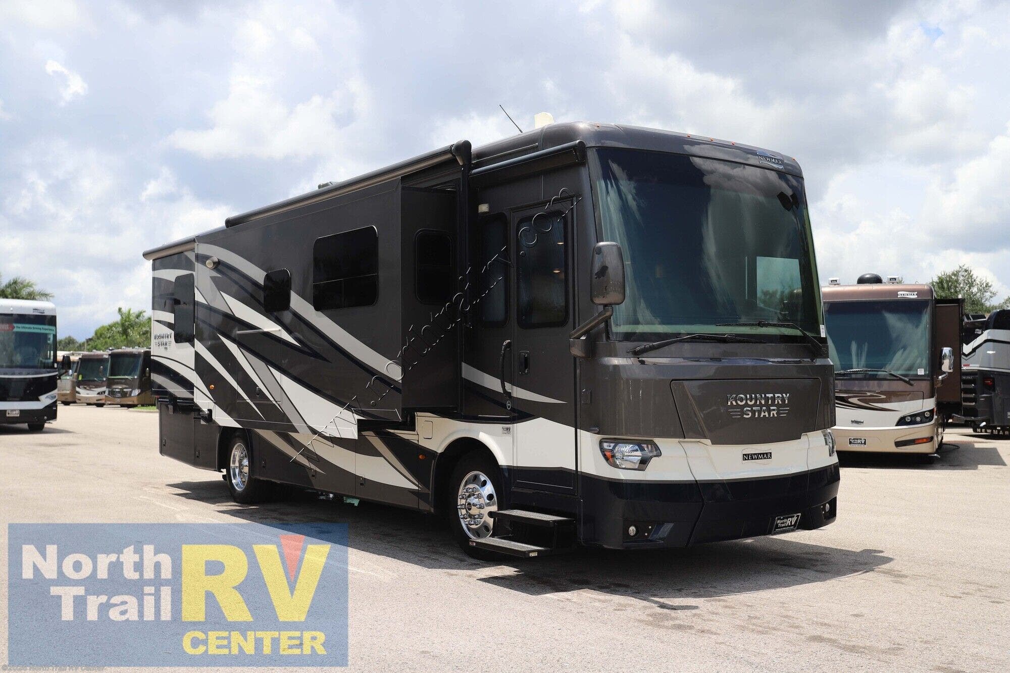 Used 2021 Newmar Kountry Star 3412 available in Fort Myers, Florida