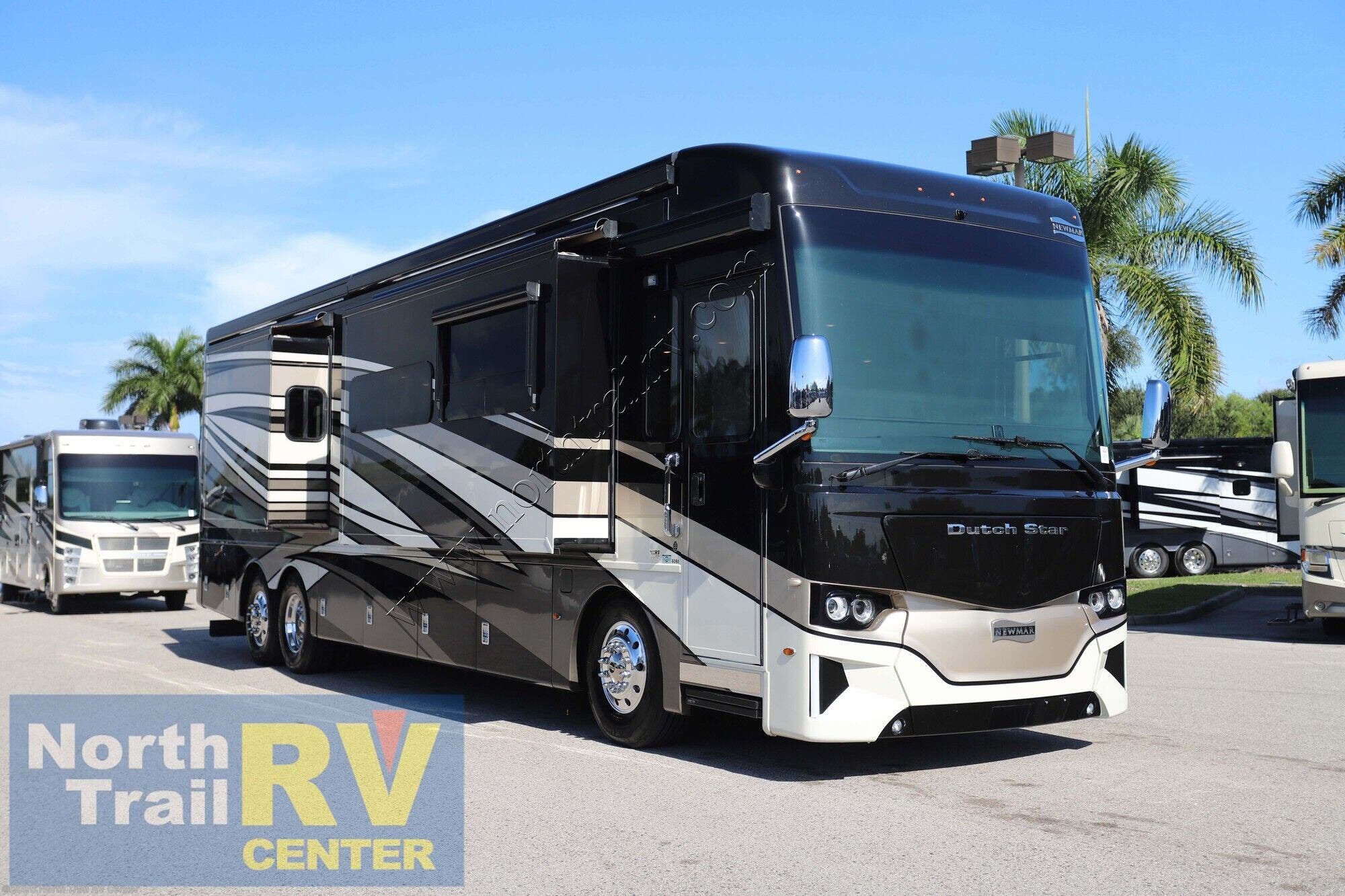 Used 2023 Newmar Dutch Star 4081 available in Fort Myers, Florida