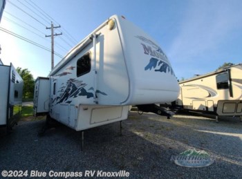 Used 2004 Keystone Montana 2980RL available in Louisville, Tennessee