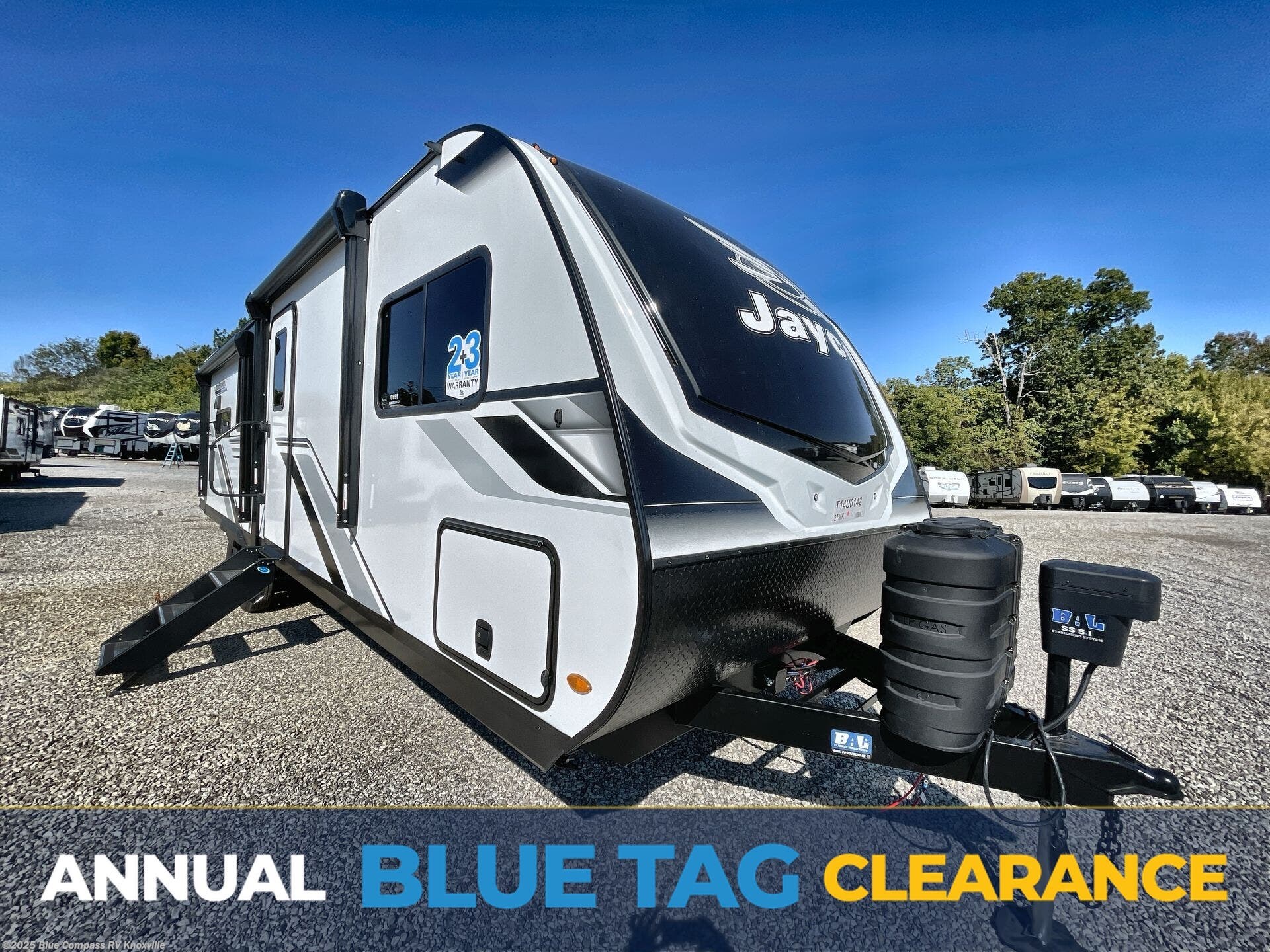 New 2026 Jayco Jay Feather 27MK available in Louisville, Tennessee