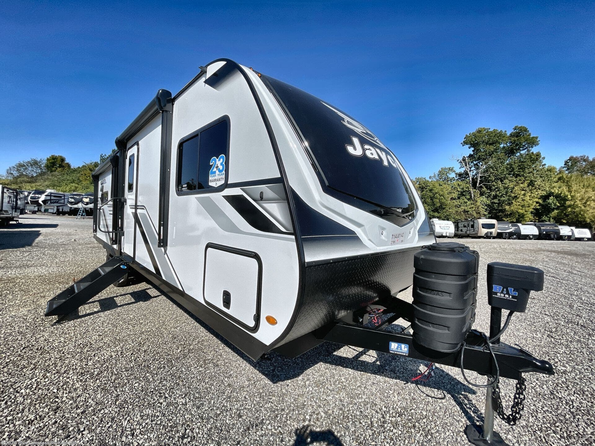 New 2026 Jayco Jay Feather 27MK available in Louisville, Tennessee