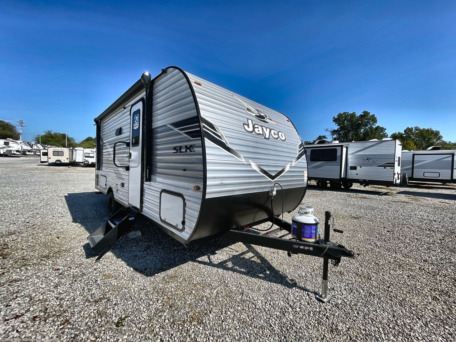 New 2026 Jayco Jay Flight SLX 197MB available in Louisville, Tennessee