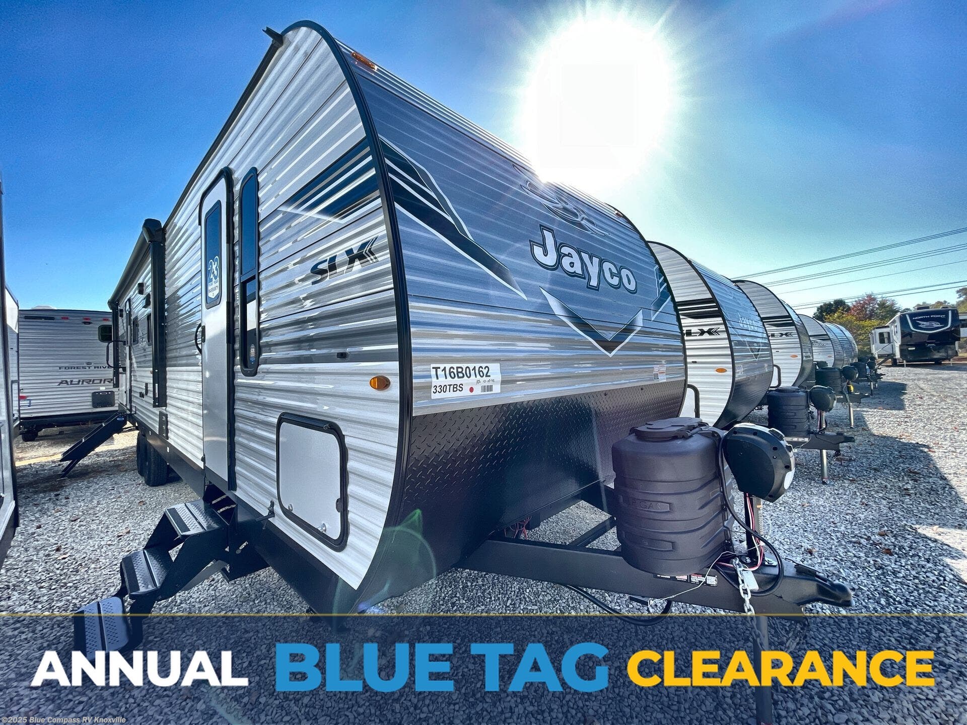 New 2026 Jayco Jay Flight SLX 330TBS available in Louisville, Tennessee
