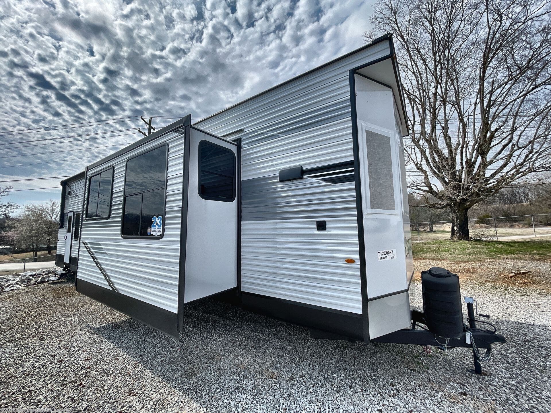 New 2026 Jayco Jay Flight Bungalow 404LOFT DS available in Louisville, Tennessee