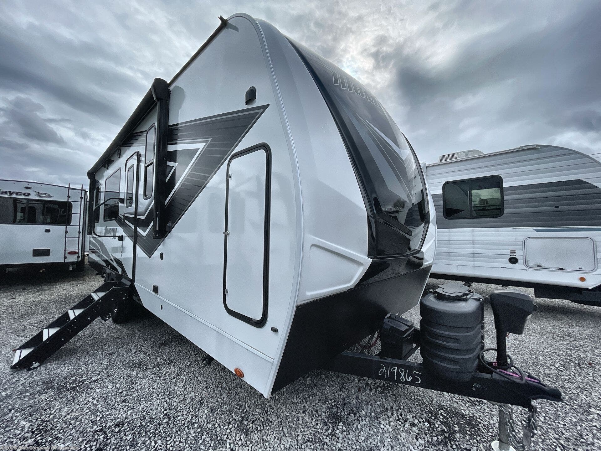 Used 2023 Grand Design Momentum G-Class 23G available in Louisville, Tennessee