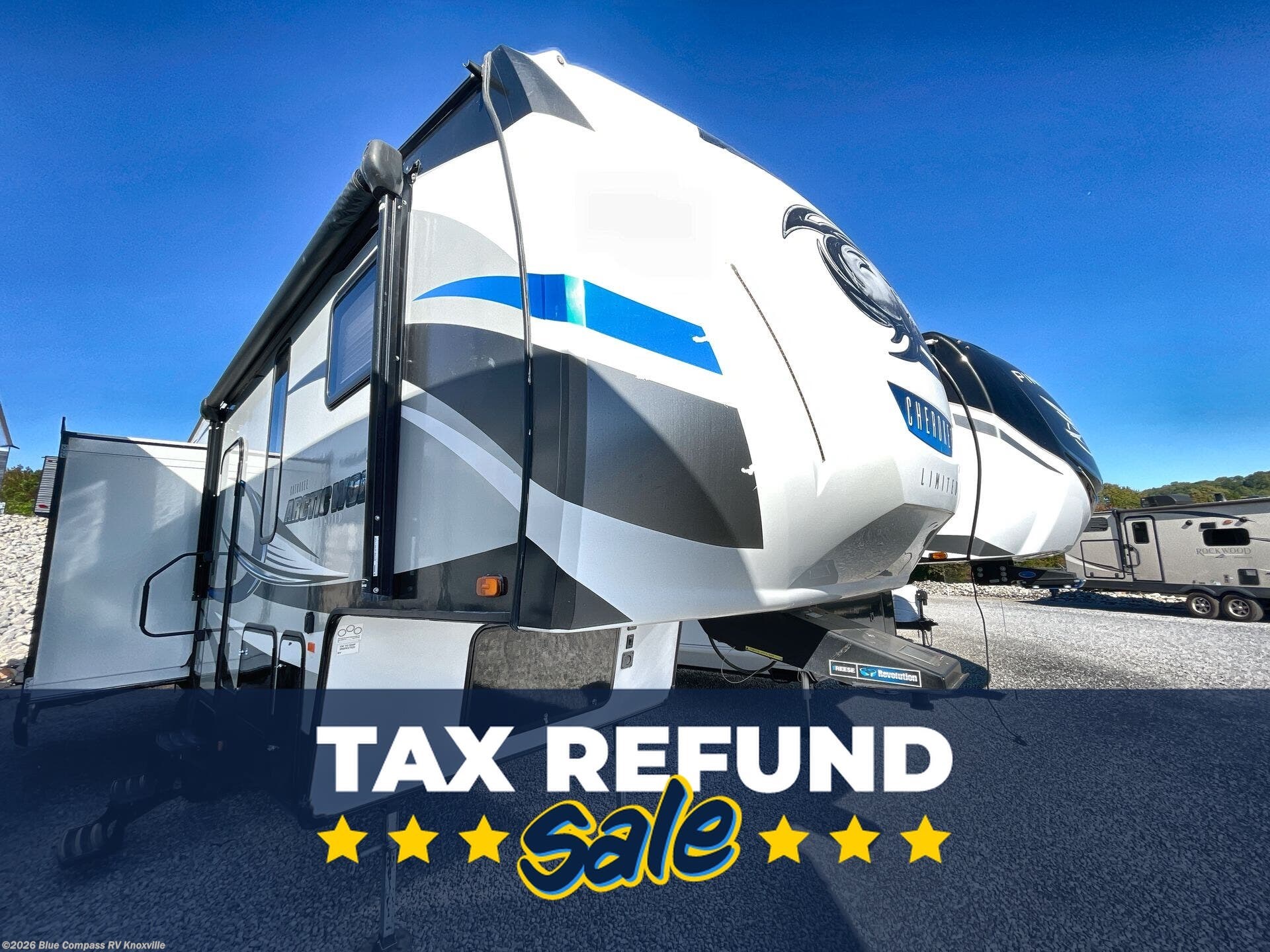 Used 2018 Forest River Cherokee Arctic Wolf 285DRL4 available in Louisville, Tennessee