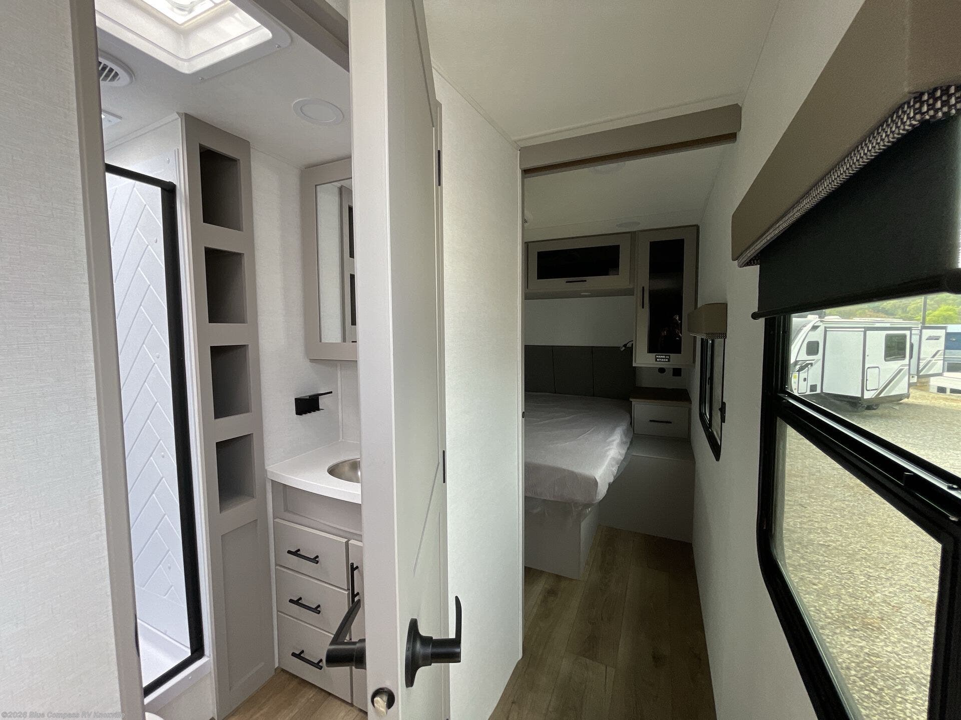 New 2026 Alliance RV Delta 321BH available in Louisville, Tennessee