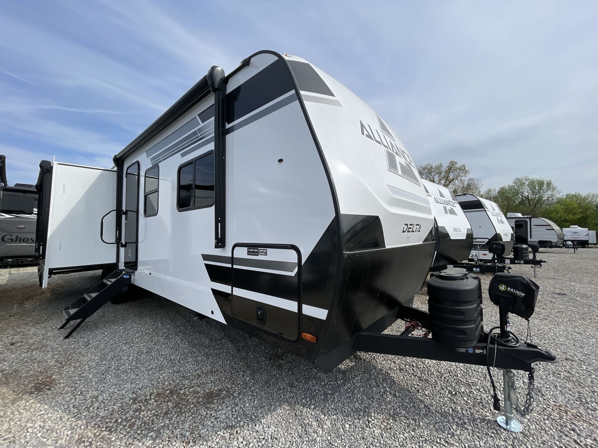 New 2026 Alliance RV Delta 321BH available in Louisville, Tennessee