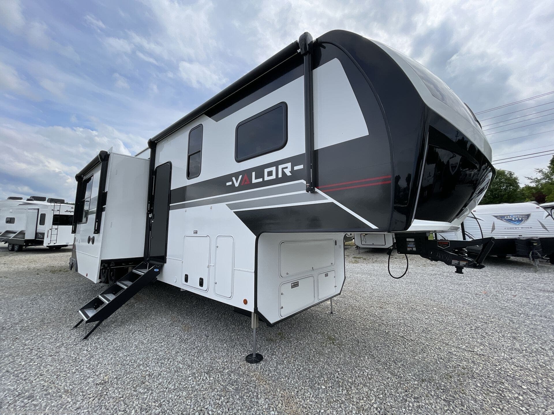 New 2026 Alliance RV Valor 44V14 available in Louisville, Tennessee
