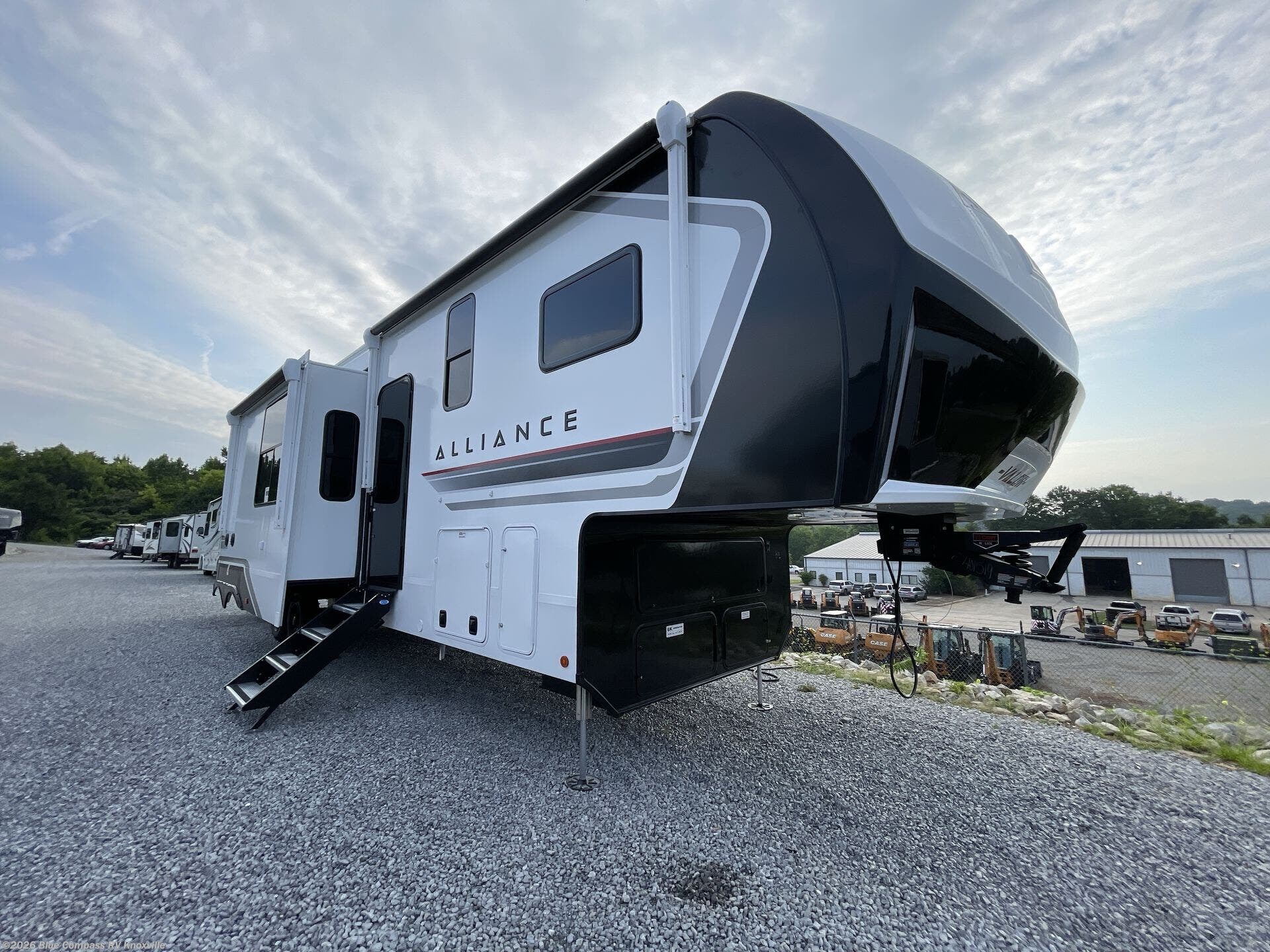 New 2027 Alliance RV Valor 37V11 available in Louisville, Tennessee