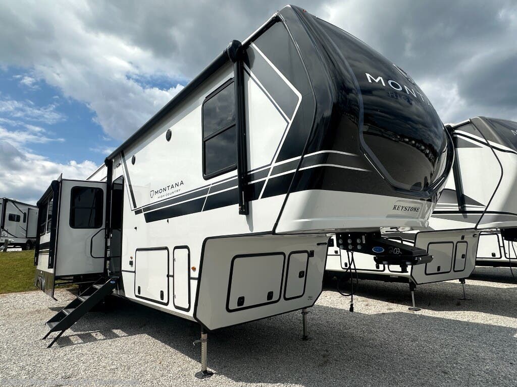 New 2026 Keystone Montana High Country 381TB available in Ringgold, Georgia