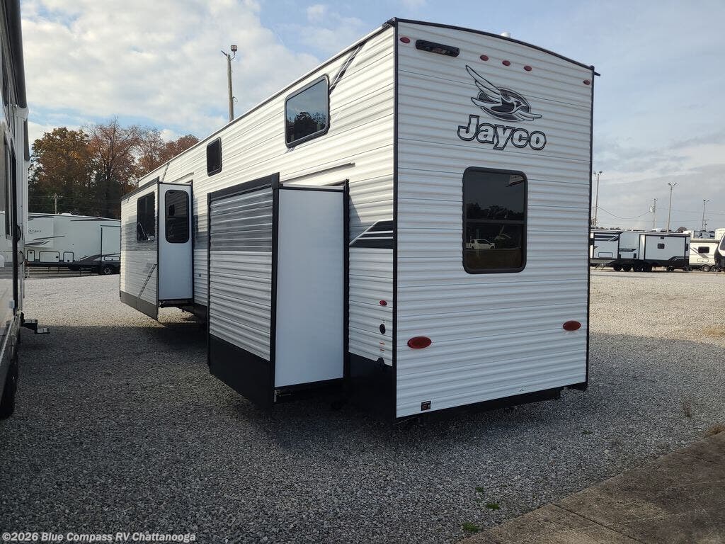 New 2026 Jayco Jay Flight Bungalow 404LOFT DS available in Ringgold, Georgia