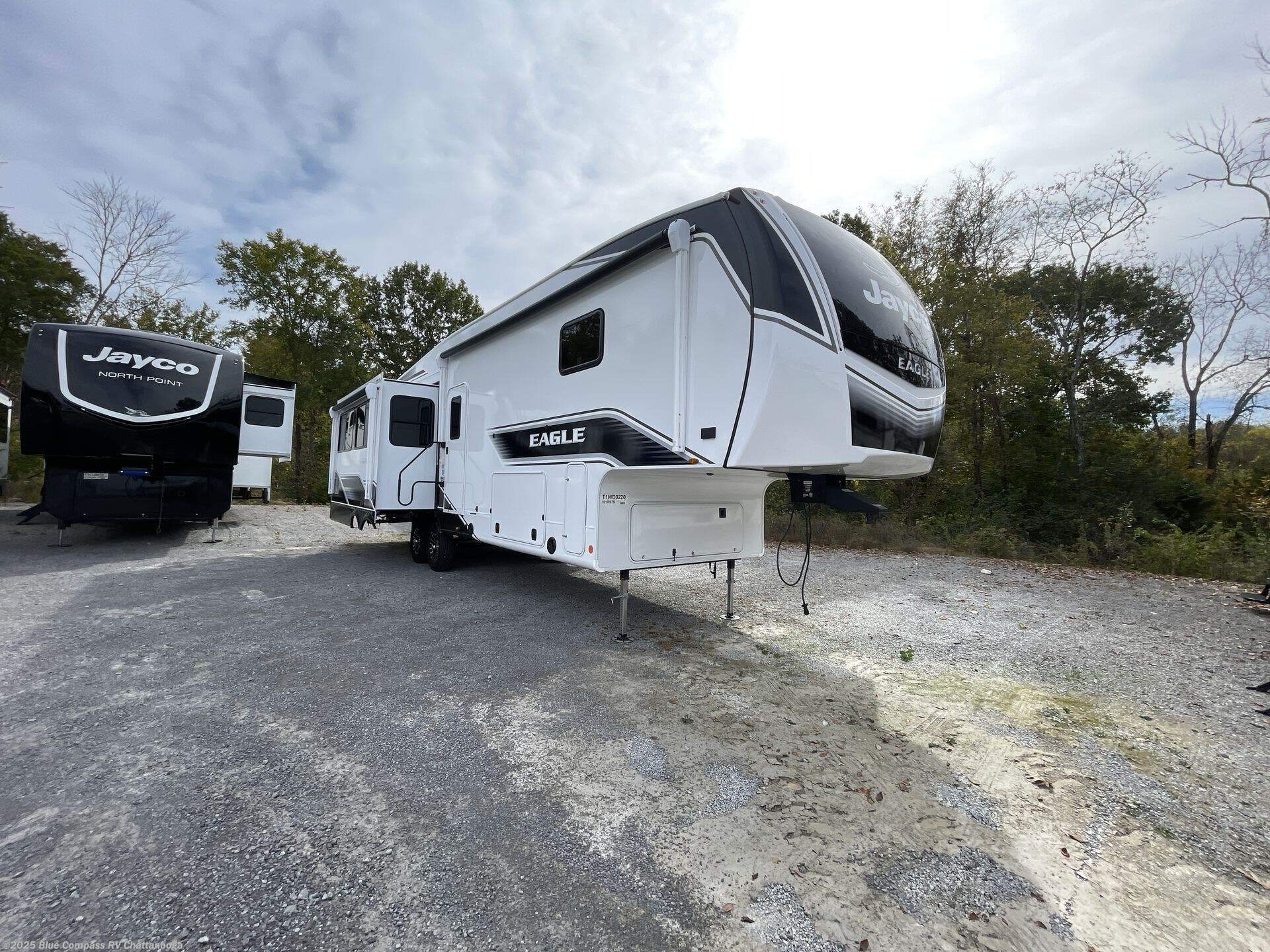New 2026 Jayco Eagle 321RSTS available in Ringgold, Georgia