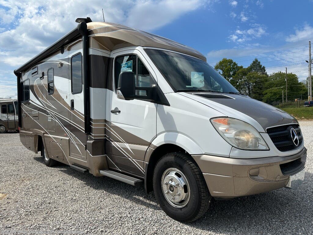 Used 2011 Winnebago View 24G available in Ringgold, Georgia