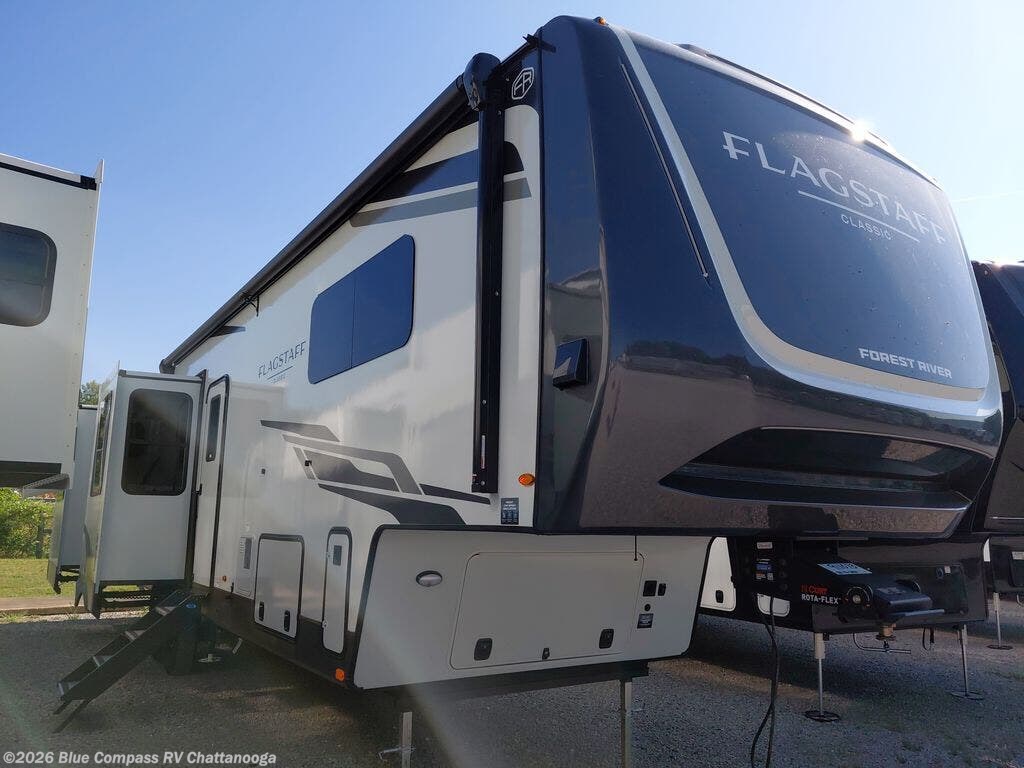 New 2026 Forest River Flagstaff Classic 404CRK available in Ringgold, Georgia