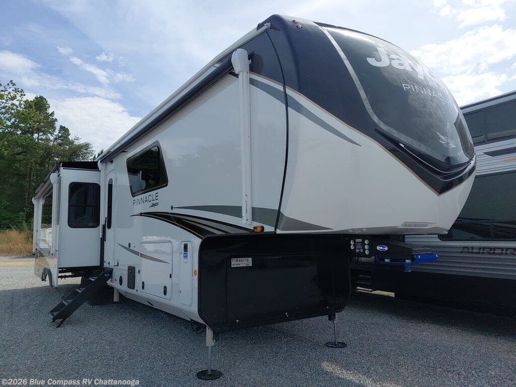 New 2026 Jayco Pinnacle 38FBRK available in Ringgold, Georgia
