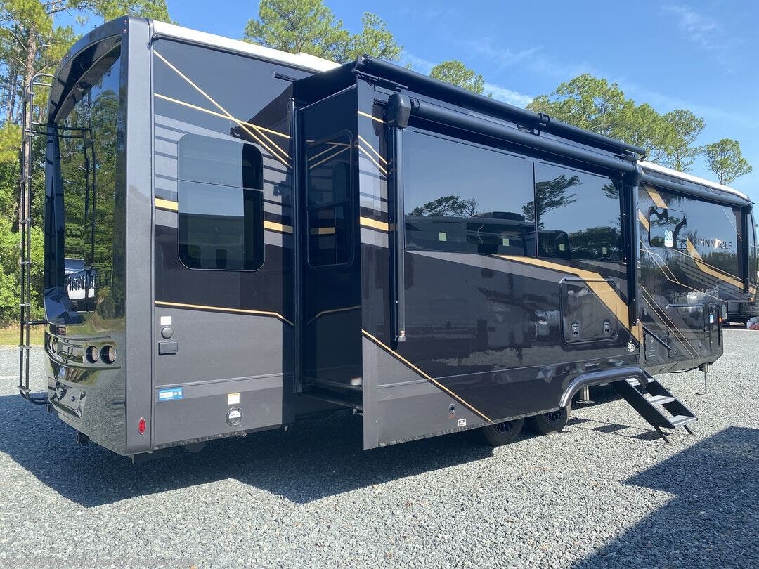 New 2027 Jayco Pinnacle 36FBTS available in Ringgold, Georgia