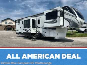 Used 2022 Grand Design Solitude 380FL available in Ringgold, Georgia