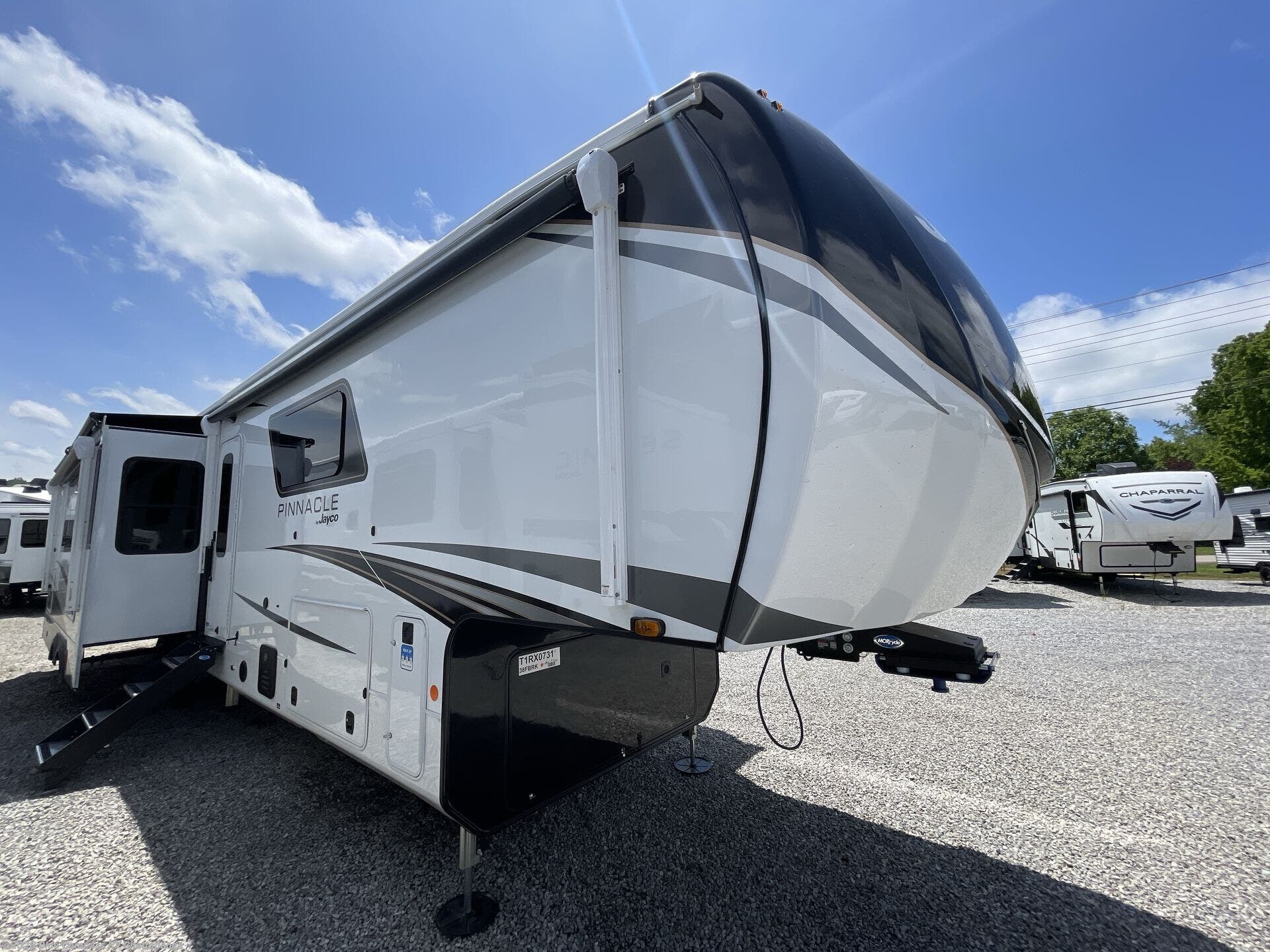 New 2026 Jayco Pinnacle 38FBRK available in Ringgold, Georgia