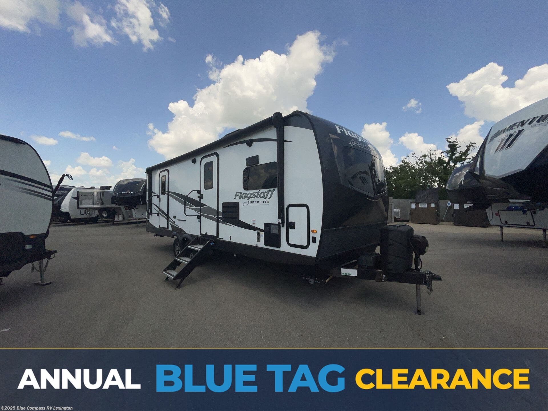 Used 2023 Forest River Flagstaff Super Lite 26FKBS available in Georgetown, Kentucky