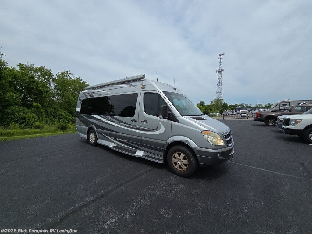 Used 2010 Thor Motor Coach Ventura 170X available in Georgetown, Kentucky