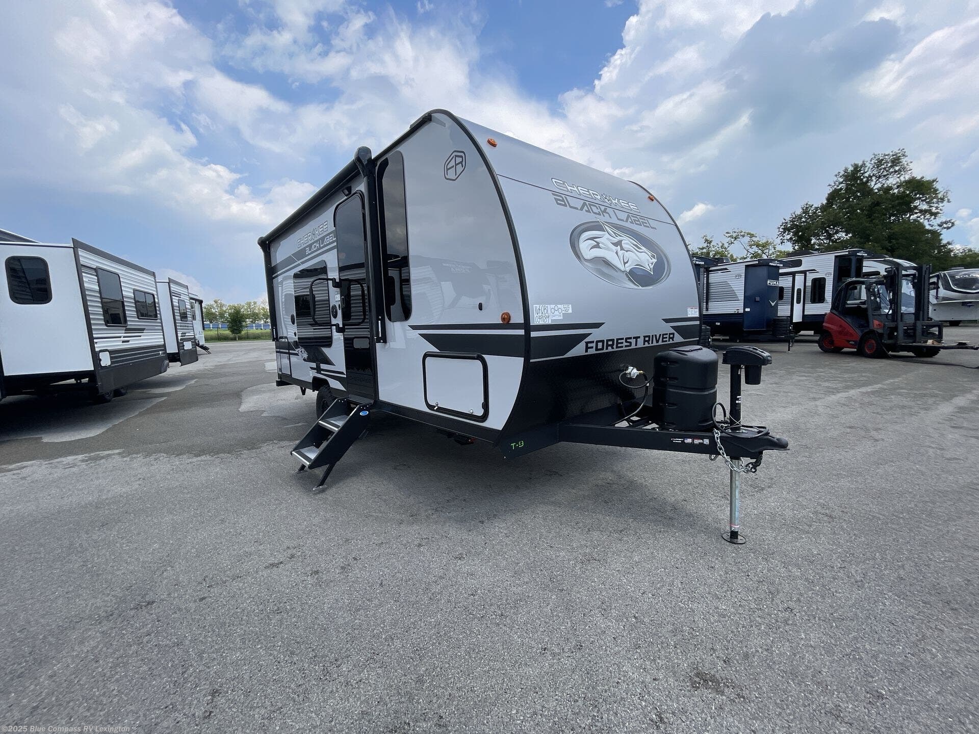 New 2026 Forest River Cherokee Wolf Pup Black Label 16FQWBL available in Georgetown, Kentucky