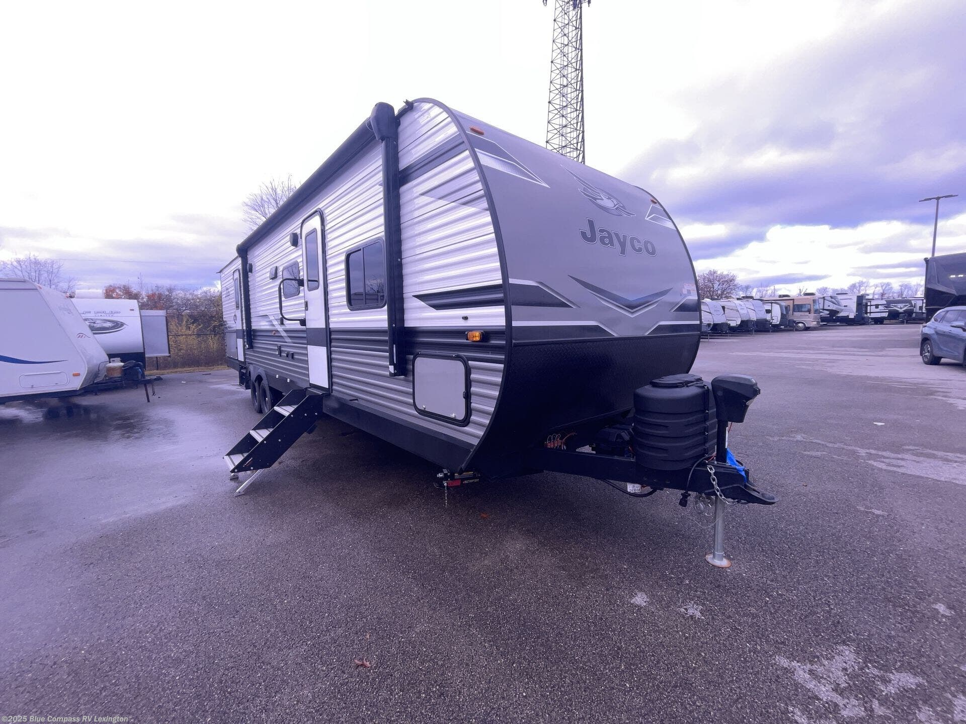 Used 2024 Jayco Jay Flight 324BDS available in Georgetown, Kentucky