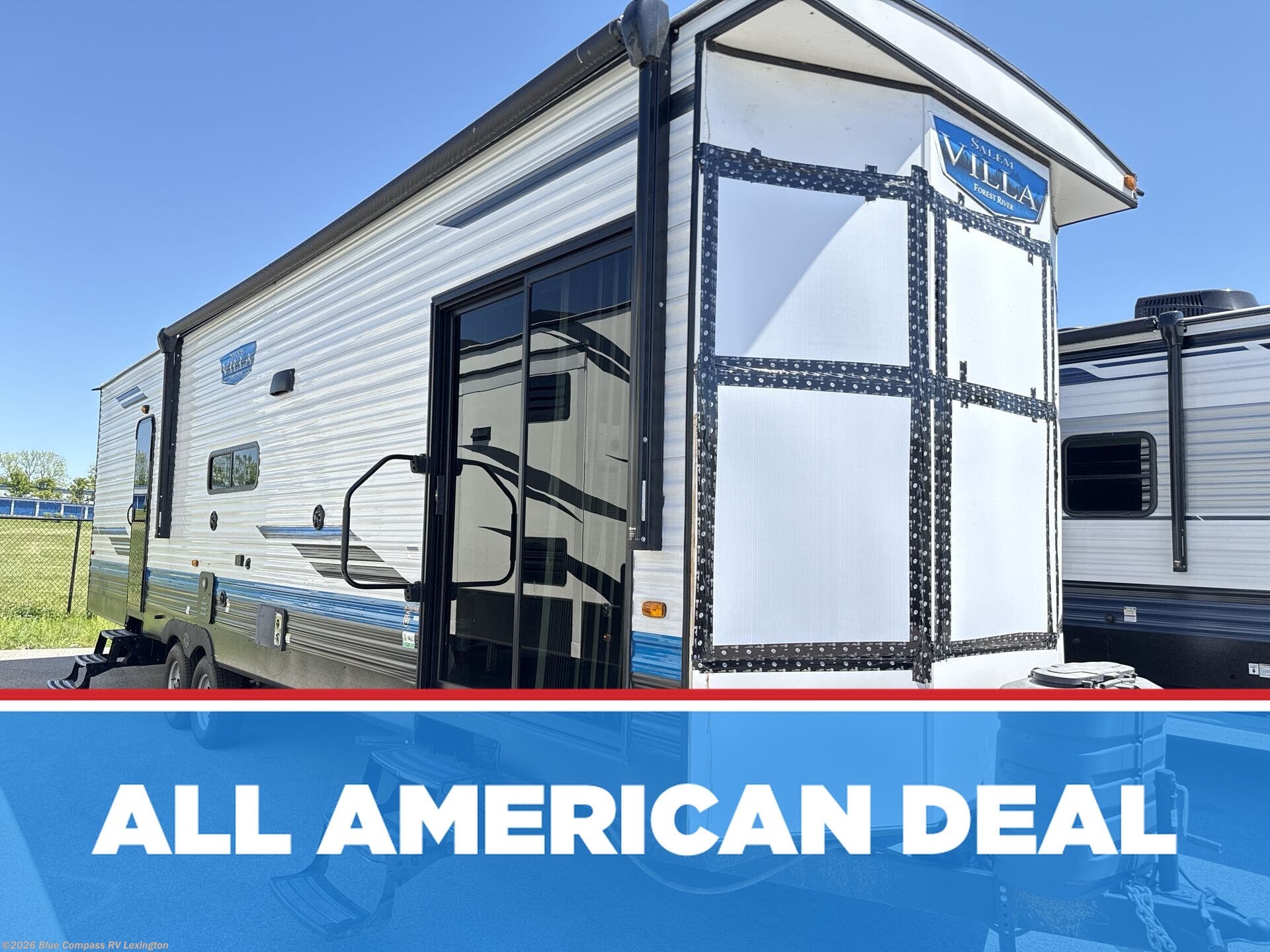 Used 2014 Forest River Salem Villa Series 353FLFB Classic available in Georgetown, Kentucky