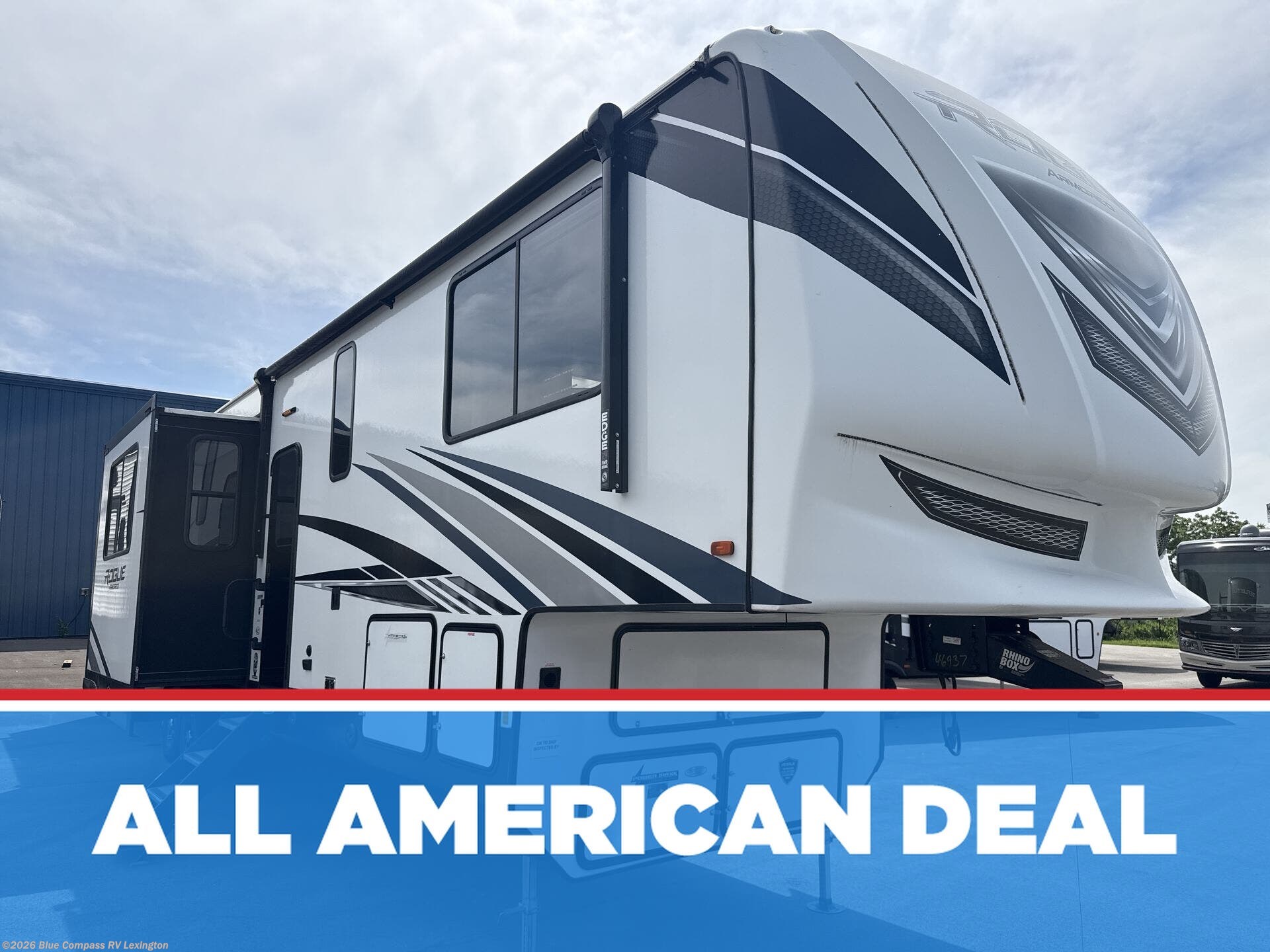 Used 2021 Forest River Vengeance Rogue Armored VGF351G2 available in Georgetown, Kentucky