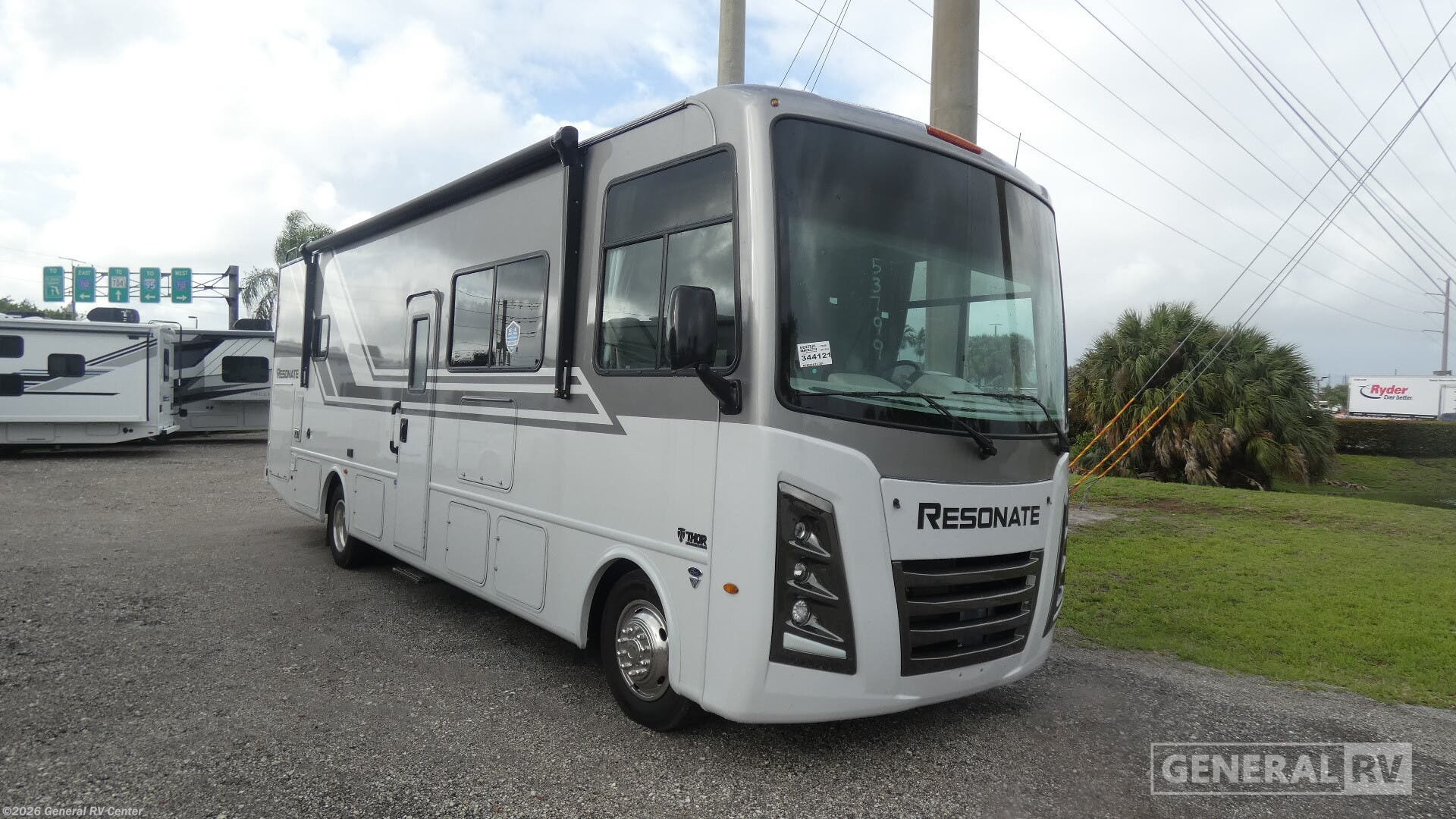 New 2026 Thor Motor Coach Resonate 30C available in West Palm Beach, Florida