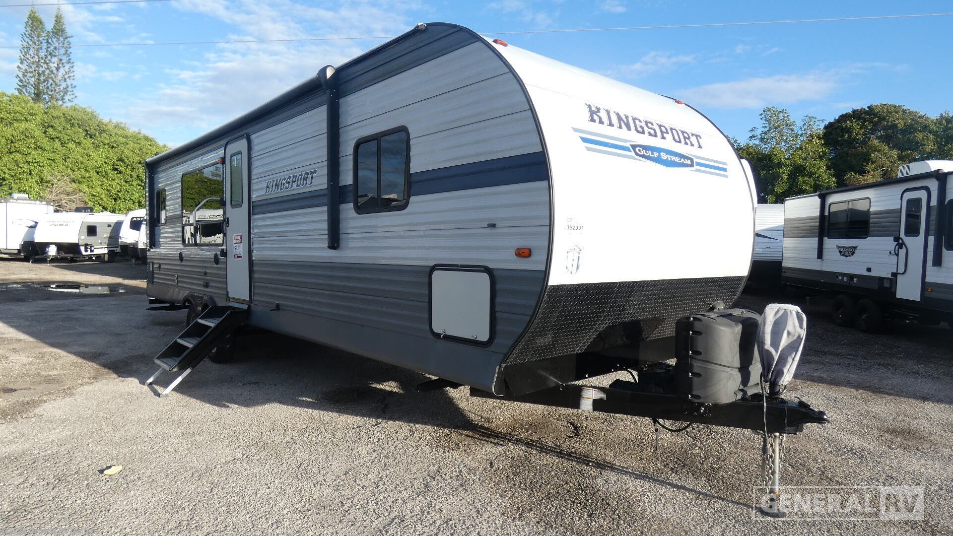 Used 2018 Gulf Stream Kingsport 295SBW available in West Palm Beach, Florida