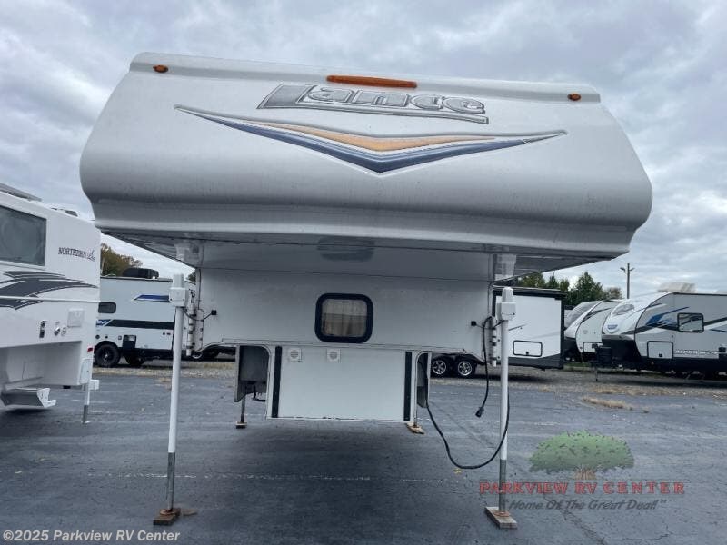 Used 2015 Lance  Lance 1050S available in Smyrna, Delaware