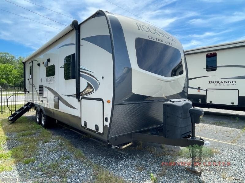 Used 2020 Forest River Rockwood Ultra Lite 2606WS available in Smyrna, Delaware