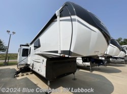 New 2025 Jayco Pinnacle 38FBRK available in Lubbock, Texas