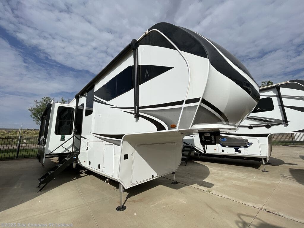 New 2025 Grand Design Solitude 391DL available in Lubbock, Texas