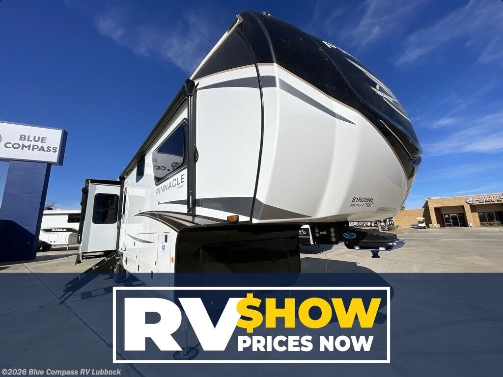New 2025 Jayco Pinnacle 38KPTS available in Lubbock, Texas
