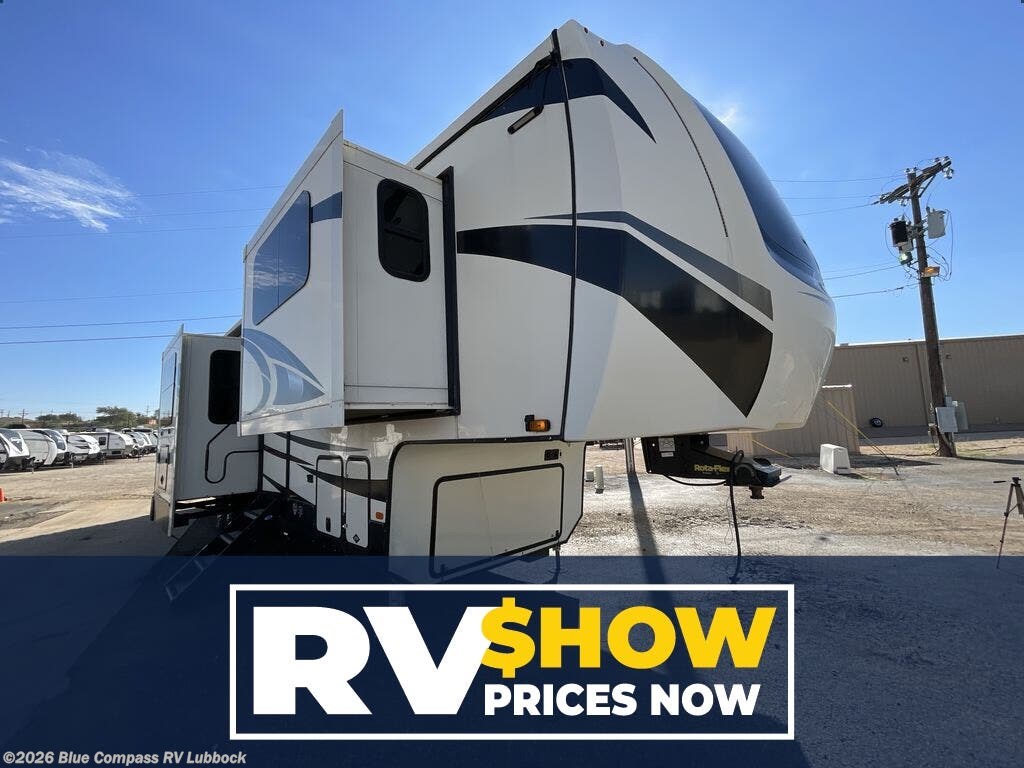 Used 2020 Forest River Cardinal Luxury 370FLX available in Lubbock, Texas