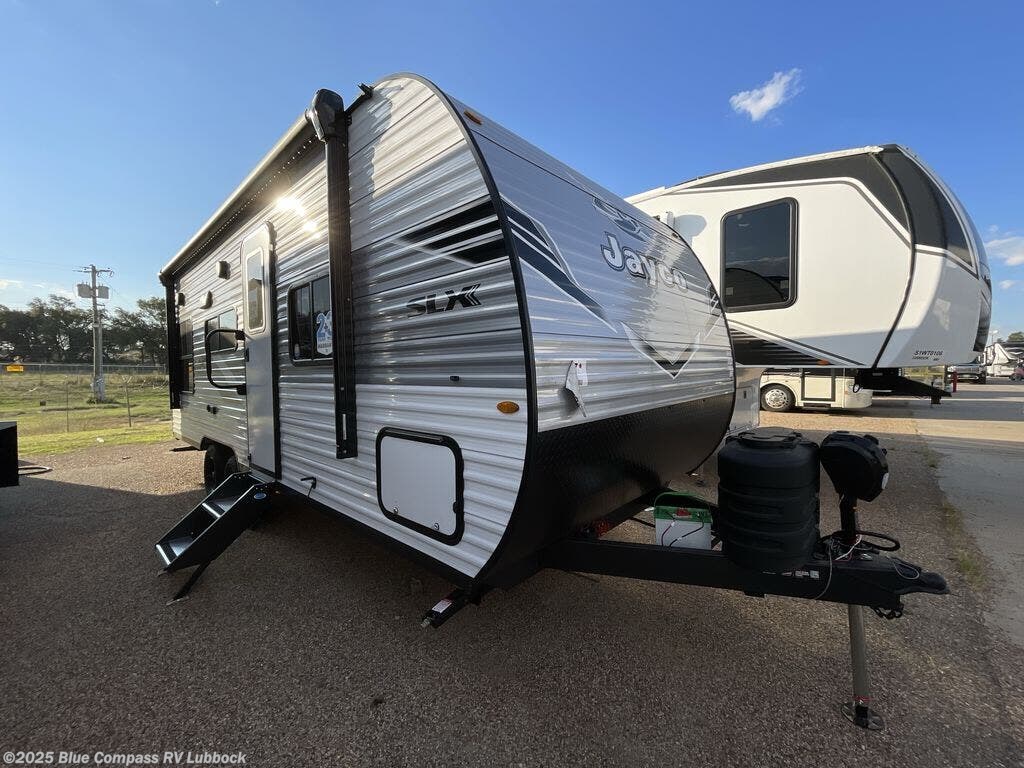 New 2026 Jayco Jay Flight SLX 210QB available in Lubbock, Texas